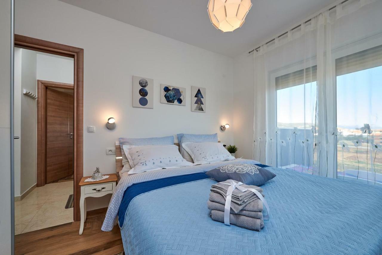 Golubica Apartment โตรกีร์ ภายนอก รูปภาพ